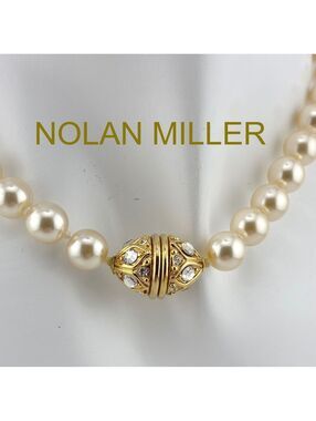 Vintage Nolan Miller Classic Faux Pearl Necklace with Rhinestone Screw Clasp 18"